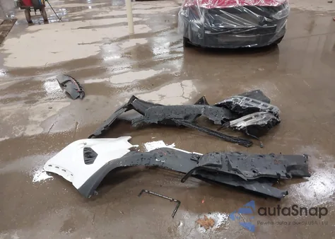 2019 Toyota Rav4 Xle из США, поврежденный, VIN JTMP1RFV0KD026807